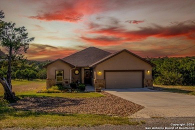 Canyon Lake Home For Sale in Canyon Lake Texas