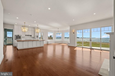 Set on a 2.38 acre peninsula with 1,100 feet of waterfrontage - photo 10