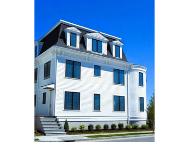 Steps from the Ocean. A rare South Boston luxury residence - photo 2