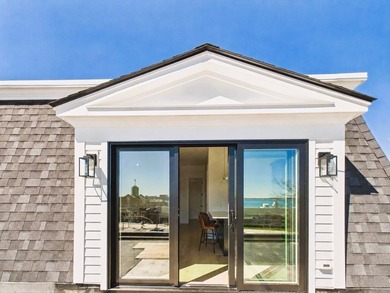 Steps from the Ocean. A rare South Boston luxury residence - photo 4