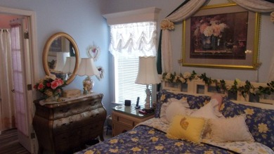 Like New 2017 Skyline Large Gorgeous Home, 1,568 sq. ft., open - photo 14