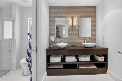 Renovated one-story home with 3 bedrooms + office on an - photo 16