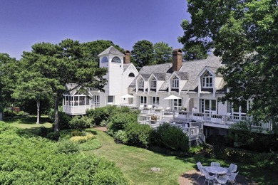 Welcome to ''Point House,'' an extraordinary 5.98-acre - photo 13