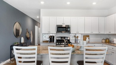 Sunfish Cove in Brunswick County. The Dover home 3 bedrooms/2 - photo 3