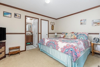 Nestled in the tranquil and gated community of Owens Mobile Park - photo 15