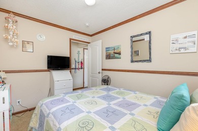 Nestled in the tranquil and gated community of Owens Mobile Park - photo 22