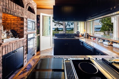 Welcome to ''Point House,'' an extraordinary 5.98-acre - photo 22
