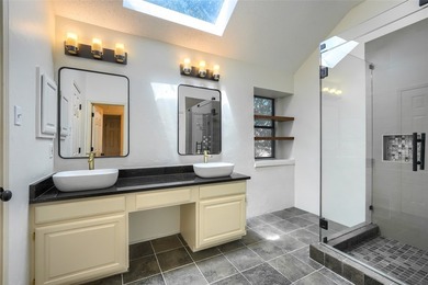If you've been looking for a true move-in ready home in Coppell - photo 22