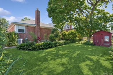 3 bedroom detached ranch with full basement sits midblock on a - photo 25