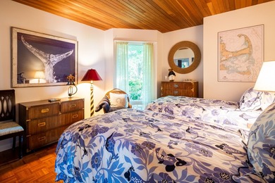 Welcome to ''Point House,'' an extraordinary 5.98-acre - photo 27
