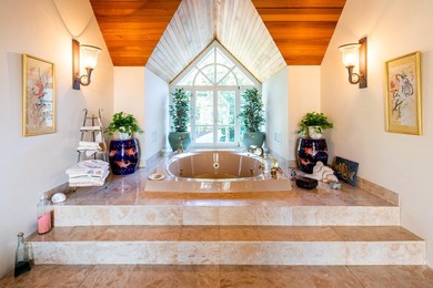 Welcome to ''Point House,'' an extraordinary 5.98-acre - photo 29