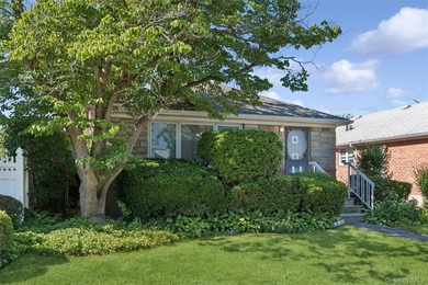 3 bedroom detached ranch with full basement sits midblock on a - photo 29