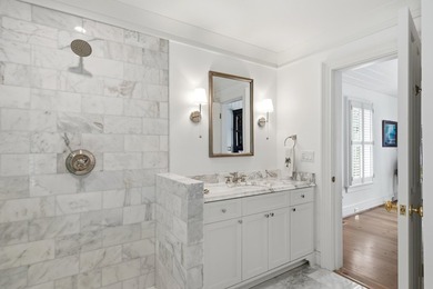 Coastal living meets timeless design at 2668 Bayonne Street - photo 31