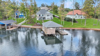 Smith Mountain Lake Home For Sale in Wirtz Virginia