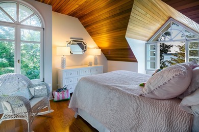 Welcome to ''Point House,'' an extraordinary 5.98-acre - photo 33