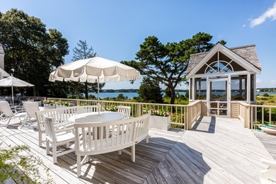 Welcome to ''Point House,'' an extraordinary 5.98-acre - photo 34