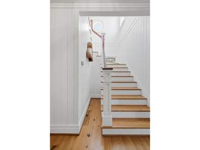 Coastal living meets timeless design at 2668 Bayonne Street - photo 43
