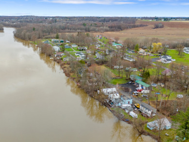 Riverfront Fixer-Upper! - photo 11