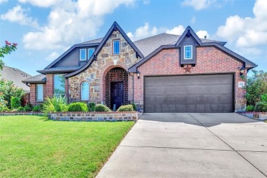 (private lake, pond, creek) Home Active Under Contract in Forney Texas