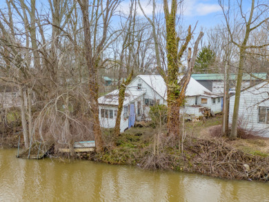 Riverfront Fixer-Upper! - photo 5