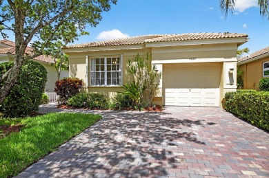 Lake Home For Sale in Delray Beach, Florida