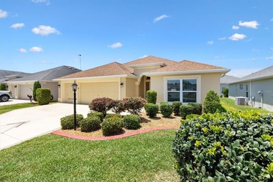 Beautifully maintained and TURNKEY 3 Bedroom, 3 Bathroom MOSSY - photo 4