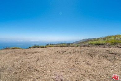 Welcome to the top of the world in Western Malibu. Spanning - photo 14