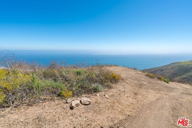 Welcome to the top of the world in Western Malibu. Spanning - photo 15