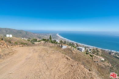 Welcome to the top of the world in Western Malibu. Spanning - photo 18