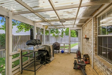 Assumable loan available to VA eligible buyer 4.7% rate.Located - photo 30