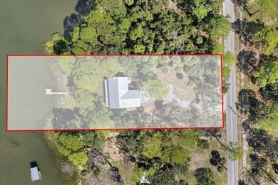 Welcome to your dream retreat in the heart of Cedar Key! This - photo 4
