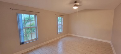 Updated 2B 2B Waterfront Condo in the gated community of Bay - photo 8