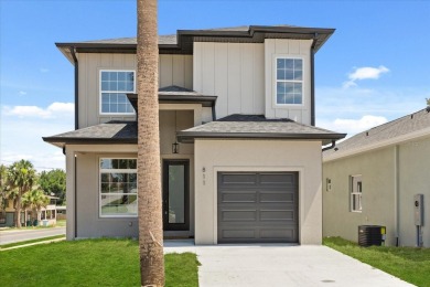 Lake Home For Sale in Eustis, Florida