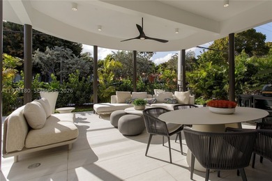 Welcome to Skyfin, a completely reimagined architectural - photo 26