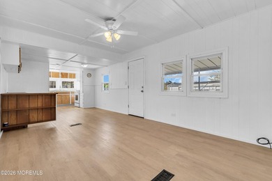 Welcome to Homestead Run! A 55+ community with a salt water pool - photo 27