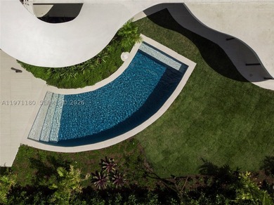 Welcome to Skyfin, a completely reimagined architectural - photo 29
