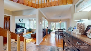 BEAUTIFUL 4 BEDROOM HOME WITH SPECTACULAR GOLF COURSE AND LAKE - photo 11