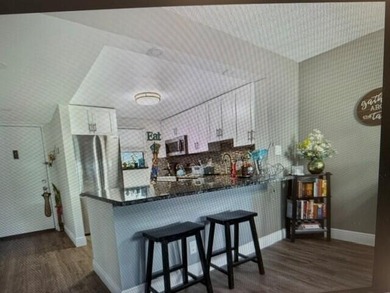 Ideal For Investors! tenants in place 1 Bedroom 1 Bathroom and a - photo 14