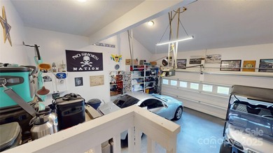 BEAUTIFUL 4 BEDROOM HOME WITH SPECTACULAR GOLF COURSE AND LAKE - photo 24
