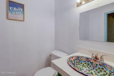 Situated on a generous lot, this beautifully updated 4-bedroom - photo 29