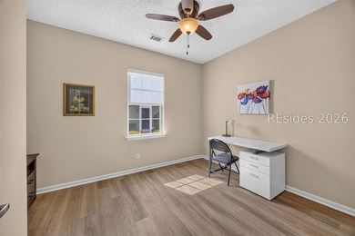 Bright, inviting and move in ready! This pristinely kept - photo 30