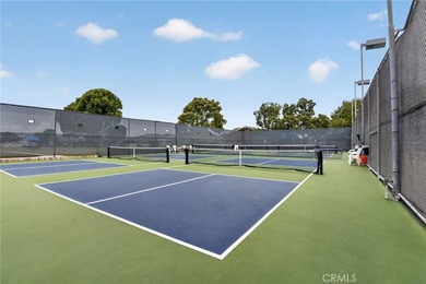 COME HOME TO SERENITY AND PRIVACY! BEAUTIFUL 1 BEDROOM - 1 BATH - photo 30