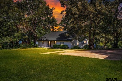 Howell Club Lake Home For Sale in Winona Texas