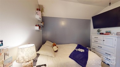 BEAUTIFUL 4 BEDROOM HOME WITH SPECTACULAR GOLF COURSE AND LAKE - photo 32