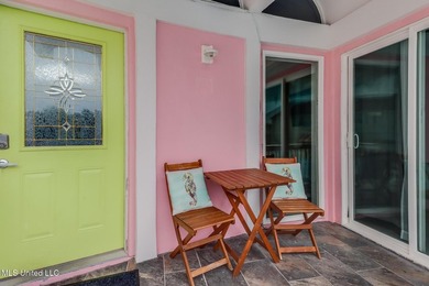 Situated on a generous lot, this beautifully updated 4-bedroom - photo 32