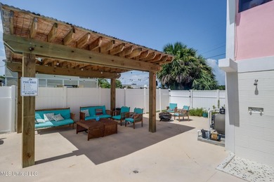Situated on a generous lot, this beautifully updated 4-bedroom - photo 37