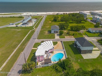 Situated on a generous lot, this beautifully updated 4-bedroom - photo 41