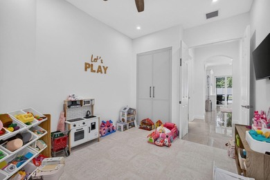 Come see this spectacularly upgraded pool home, the nicest ever - photo 43