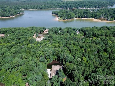 Welcome to The Springs at High Rock Lake, one of the area's - photo 3