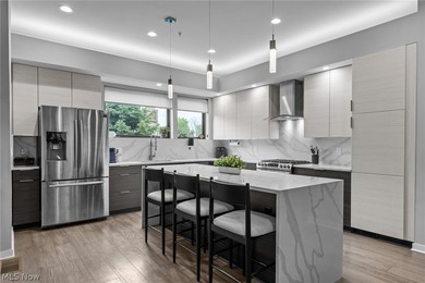 Seven years young and still turning heads, this modern townhome - photo 7